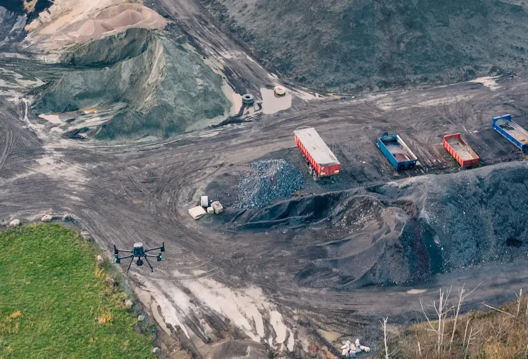 Relevé topographique de carrière par drone pour calcul de volumes et cubatures